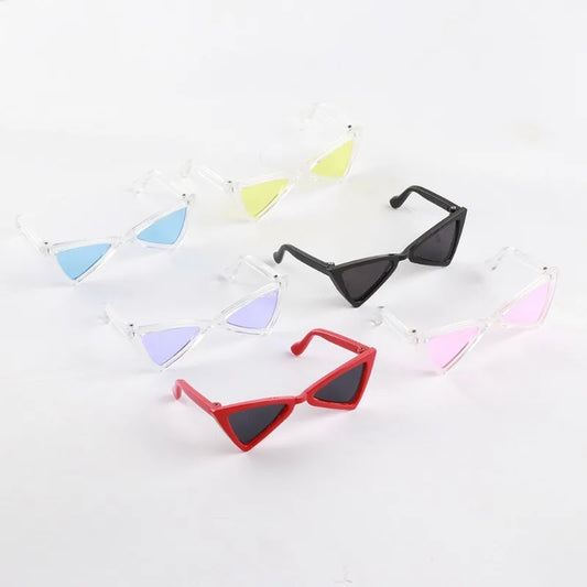 Vintage Triangle Cat Sunglasses – Reflective Eyewear for Small Cats & Dogs, Perfect Photo Prop