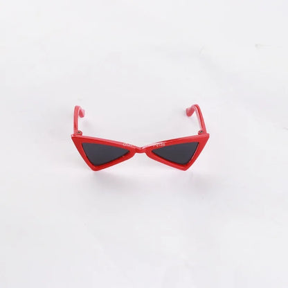 Vintage Triangle Cat Sunglasses – Reflective Eyewear for Small Cats & Dogs, Perfect Photo Prop