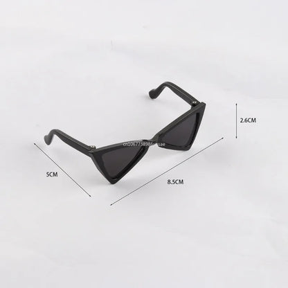 Vintage Triangle Cat Sunglasses – Reflective Eyewear for Small Cats & Dogs, Perfect Photo Prop